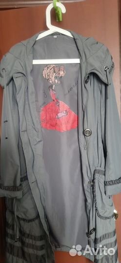 Плащ женский