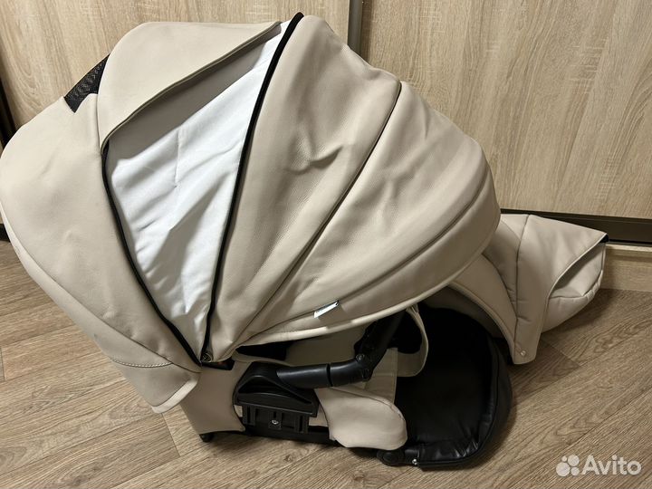 Коляска 2 в 1 aroteam cocoline (экокожа)
