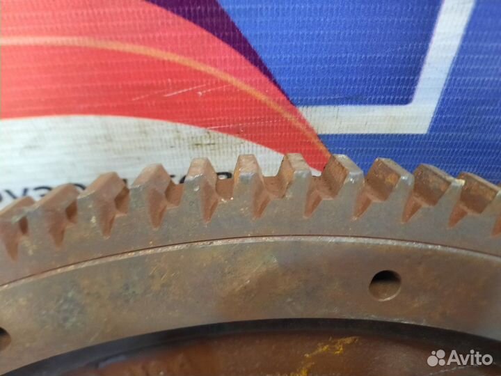 3680921 Маховик Volvo VNL