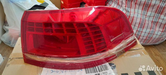 Фонарь задний правый Б7 2011-15гг VAG
