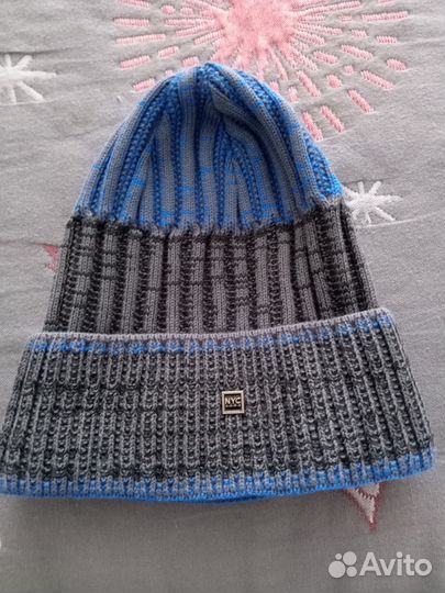 Вязаная шапка мужская