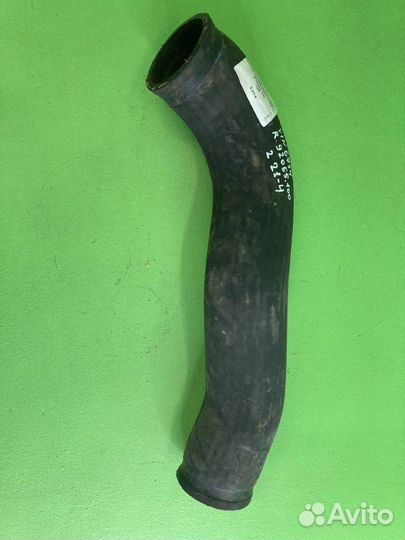 Патрубок системы охлаждения mercedes-benz actros M