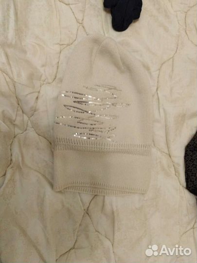 Шапка женская вязаная