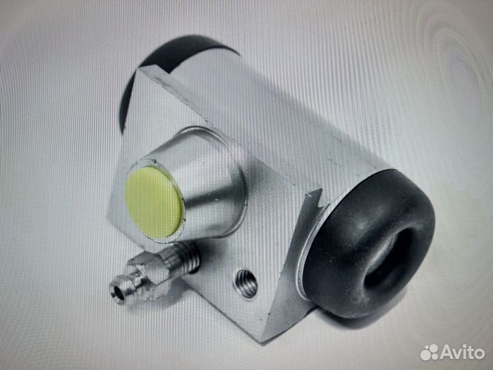 Задний тормозной цилиндр renault logan 1