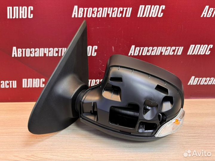 Зеркало заднего вида боковое левое Renault Logan