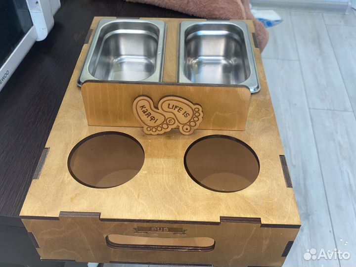 Поднос для напитков и снеков