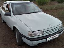 Opel Vectra 1.7 MT, 1989, 300 000 км, с пробегом, цена 170 000 руб.