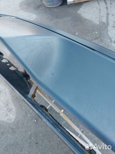 Панель приборов торпедо Mercedes W124