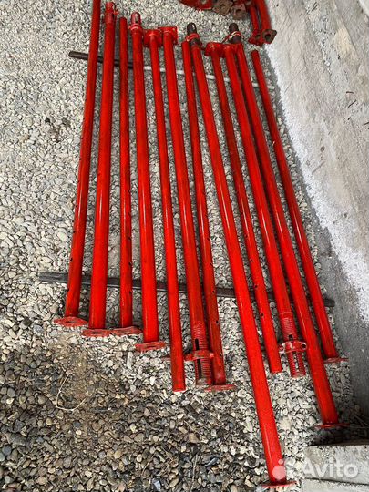 Домкрат строительный бу