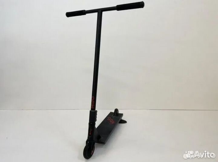 Трюковой самокат Tech Team Infected