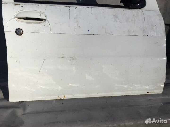 Дверь передняя правая fiat albea