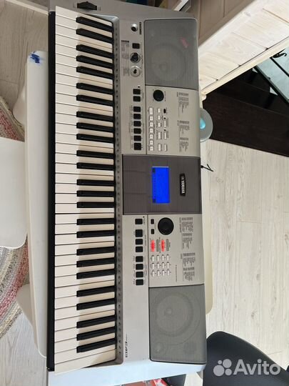 Yamaha psr E413 синтезатор