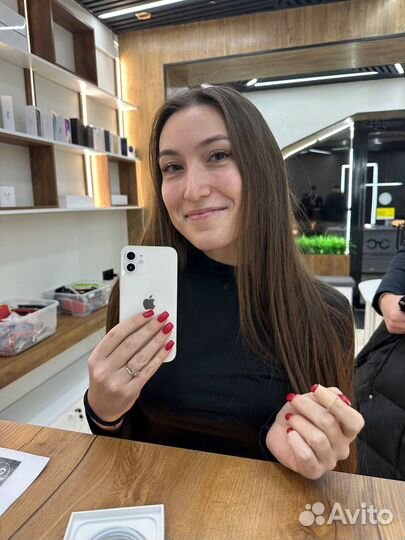 iPhone 15 Pro, 256 ГБ