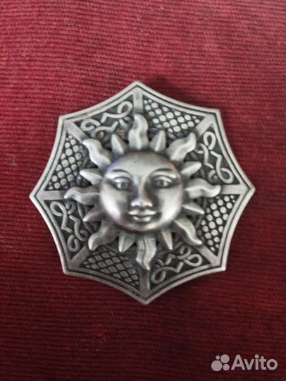 Винтажная брошь