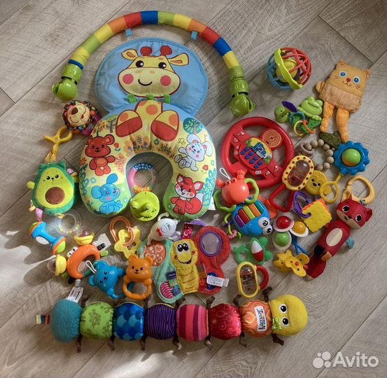 Развивающие игрушки пакетом (погремушки/грызунки)