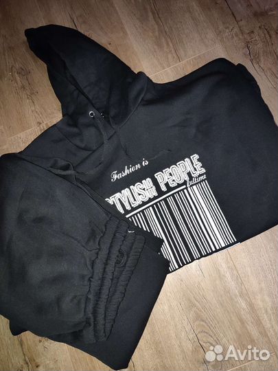 Костюм спортивный на флисе Новый