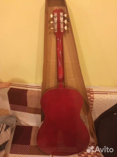 Акустическая гитара Фолк