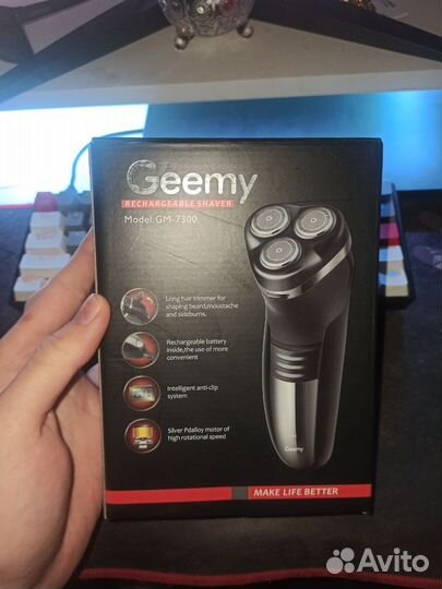 Электробритва Geemy GM-7300