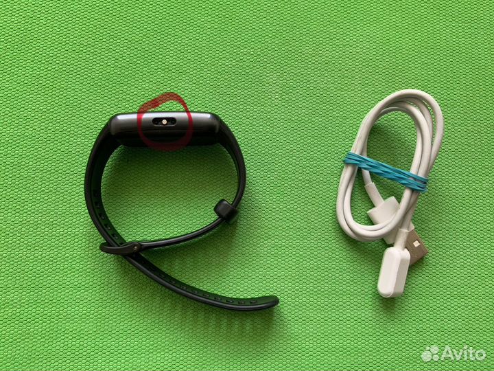 Фитнес браслет Huawei Band 6