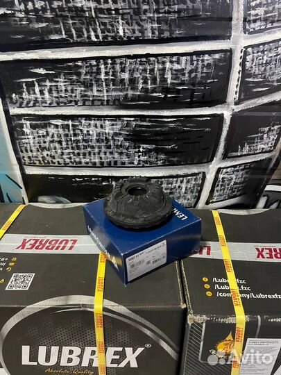 Опора переднего амортизатора lemforder 3490701