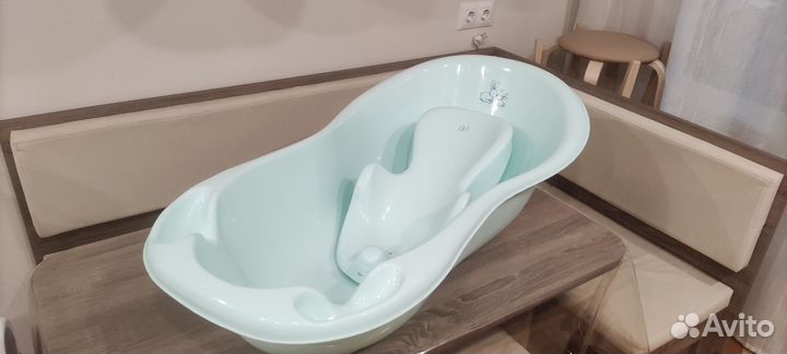 Ванночка для купания новорожденного