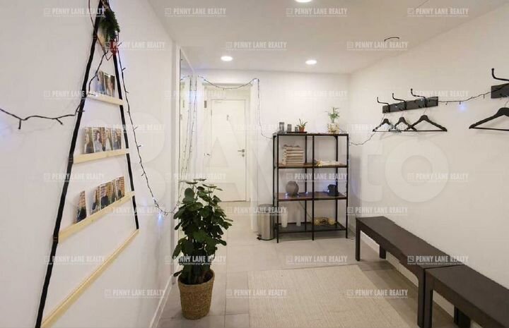 Продам торговое помещение, 204 м²