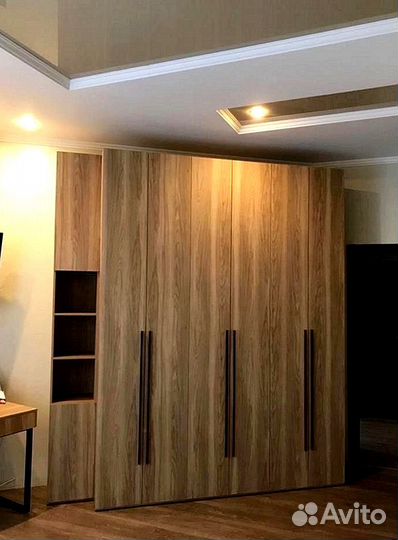 Шкаф в прихожую