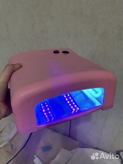 Лампа для сушки ногтей