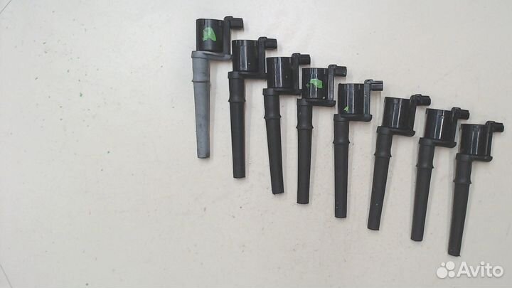 Катушка зажигания Lincoln Navigator, 2003