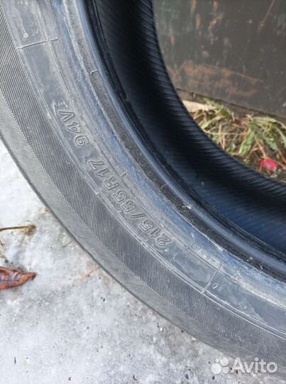 Yokohama BluEarth E70 215/55 R17
