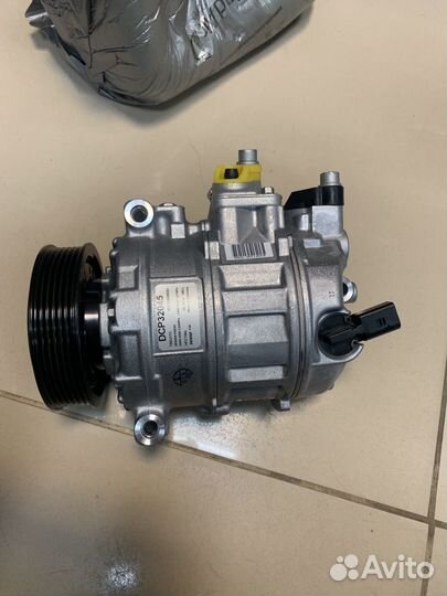 Компрессор кондиционера VAG DCP32045