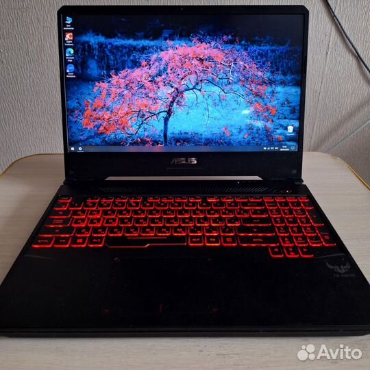 Игровой ноутбук asus