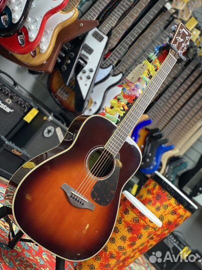 Акустическая Гитара Yamaha FG830 + Каподастер