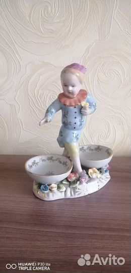 Фарфоровая статуэтка мальчик, винтаж, Германия