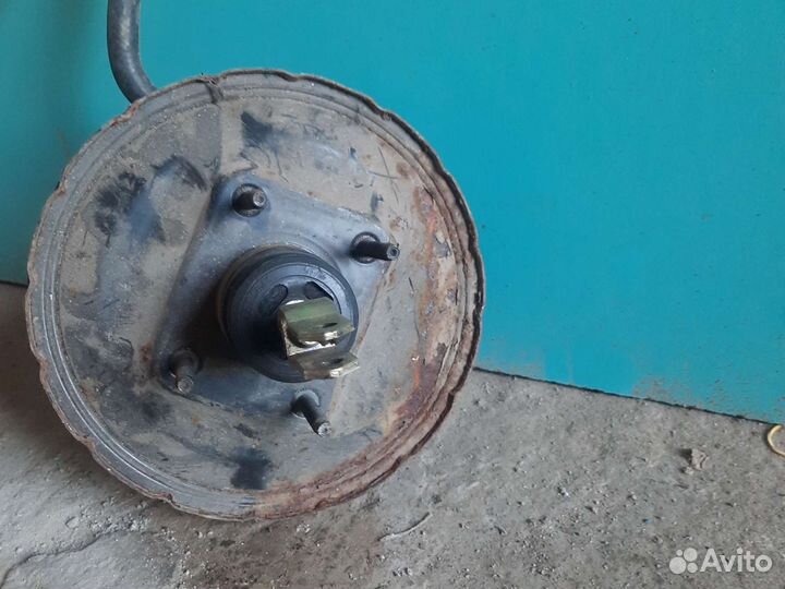 Вакуумный усилитель тормозов Nissan Almera n15