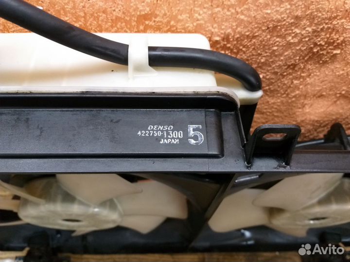 Тойота приус 20