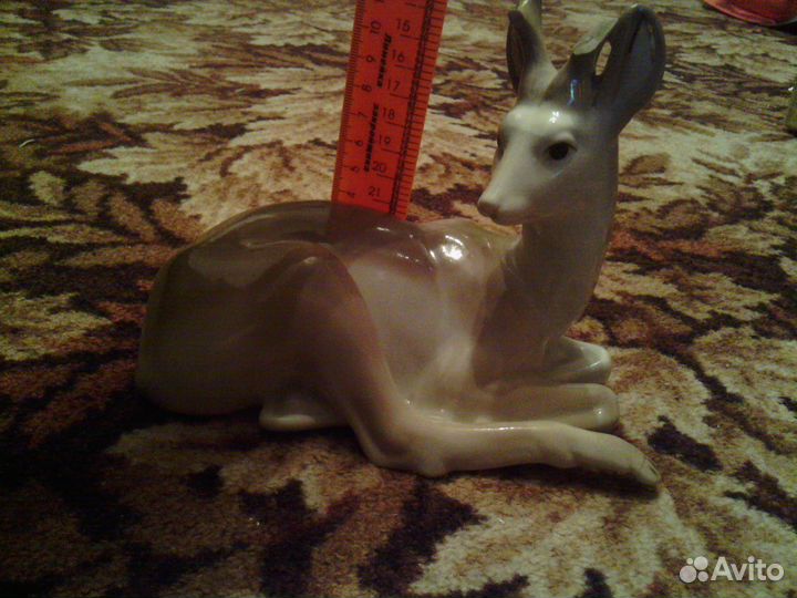Статуэтка фарфоровая олень. Гжель. СССР