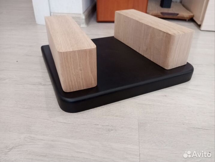 Подставки для акустики