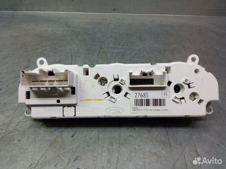 Блок управления отопителем Ford Focus Iii