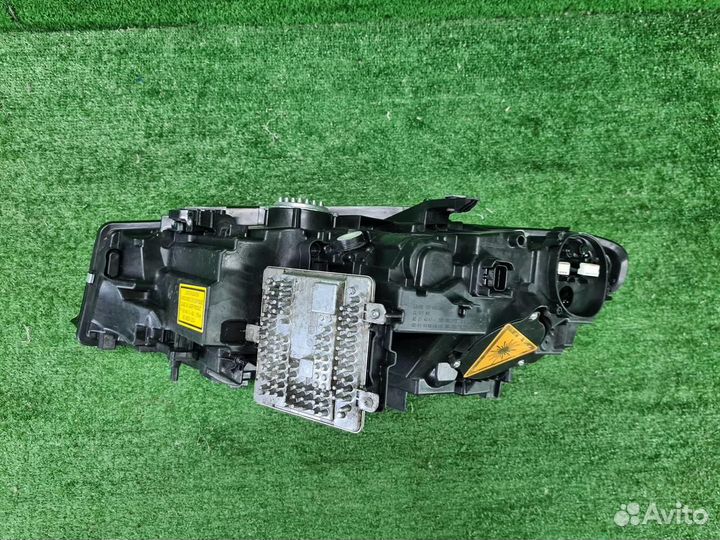 Фара правая BMW 3-Series