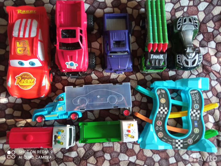 Игрушки для мальчика пакетом