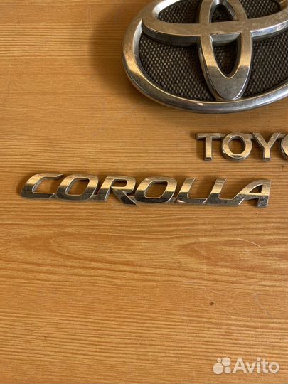 Эмблема решетки toyota corolla E150