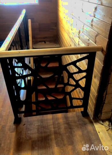 Каркас лестницы из металла