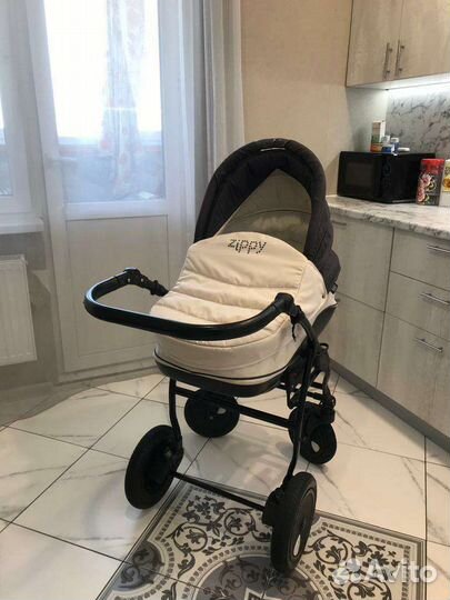 Коляска zippy 2 в 1