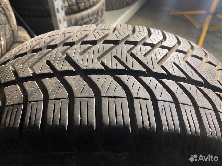 Pirelli Winter 210 SnowControl Serie III 205/55 R15 88H