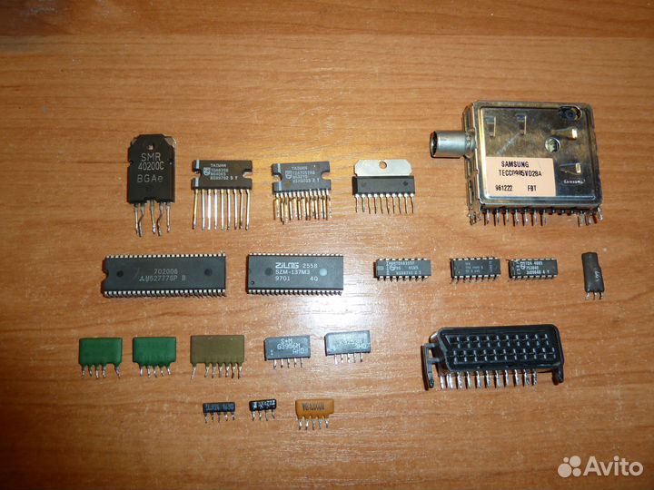 Запчасти для ЭЛТ телевизора