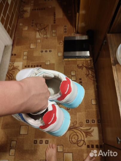 Кроссовки мужские 40 бу