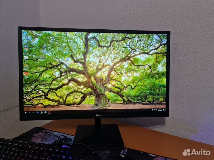 Монитор LG 27 дюймов IPS
