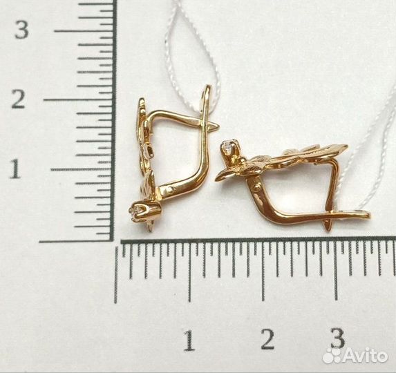 Золотые серьги с фианитом