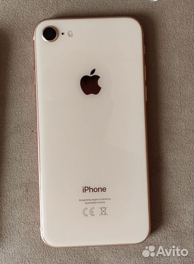 iPhone 8, 64 ГБ